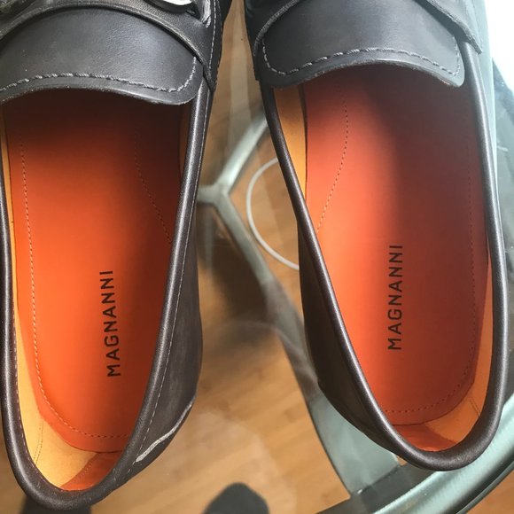 MAGNANNI Voto Leather Loafer - Picture 2 of 5